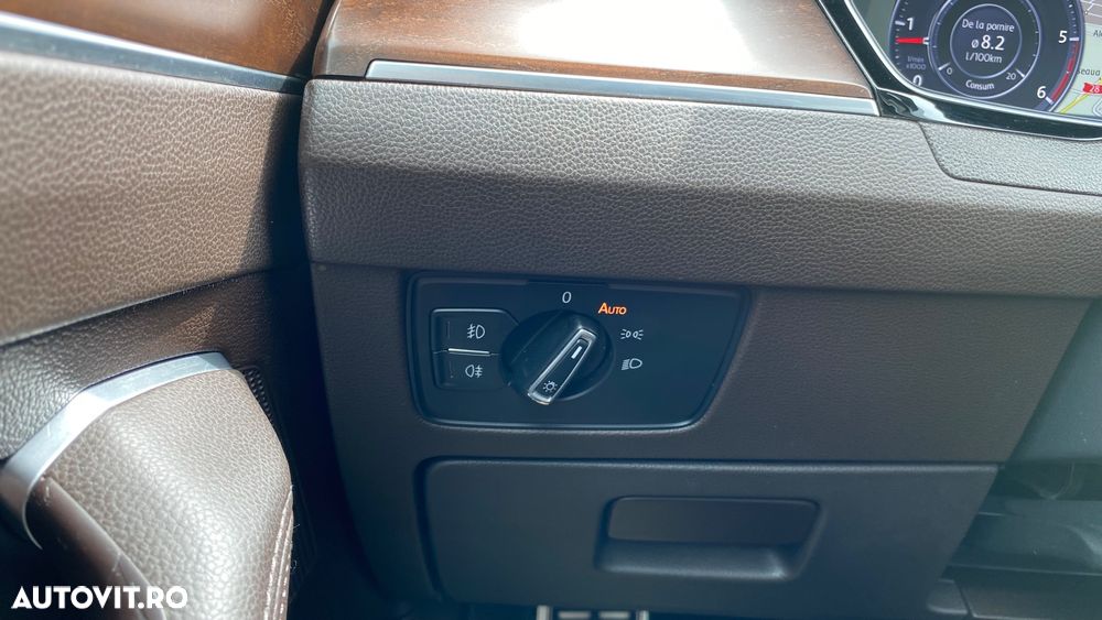 VOLKSWAGEN Passat Alltrack 2016 — imagine 9