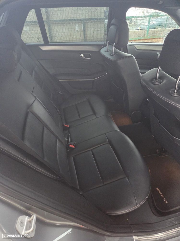 Mercedes-Benz E 300 - 17