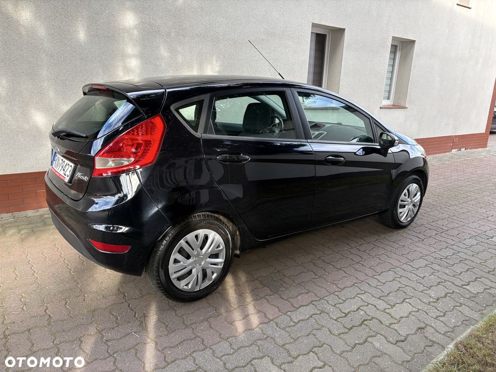 Ford Fiesta - 4