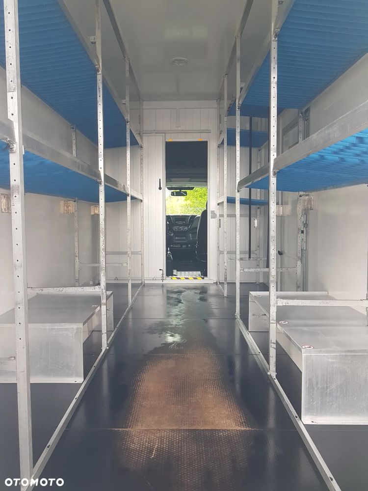 Iveco DAILY KONTENER NISKOPODŁOGOWY 4,43x2,23x2,42 SKLEP FOODTRUCK BAR KLIMA KONIOWÓZ KAMPER - 17