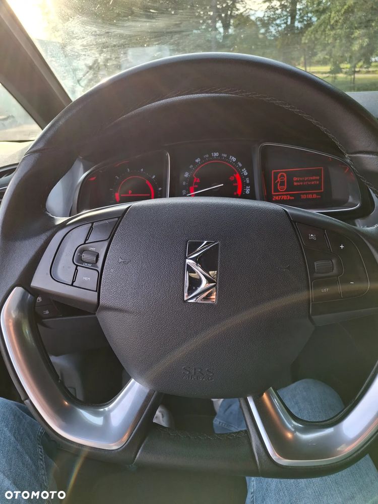 DS Automobiles DS 5 - 17