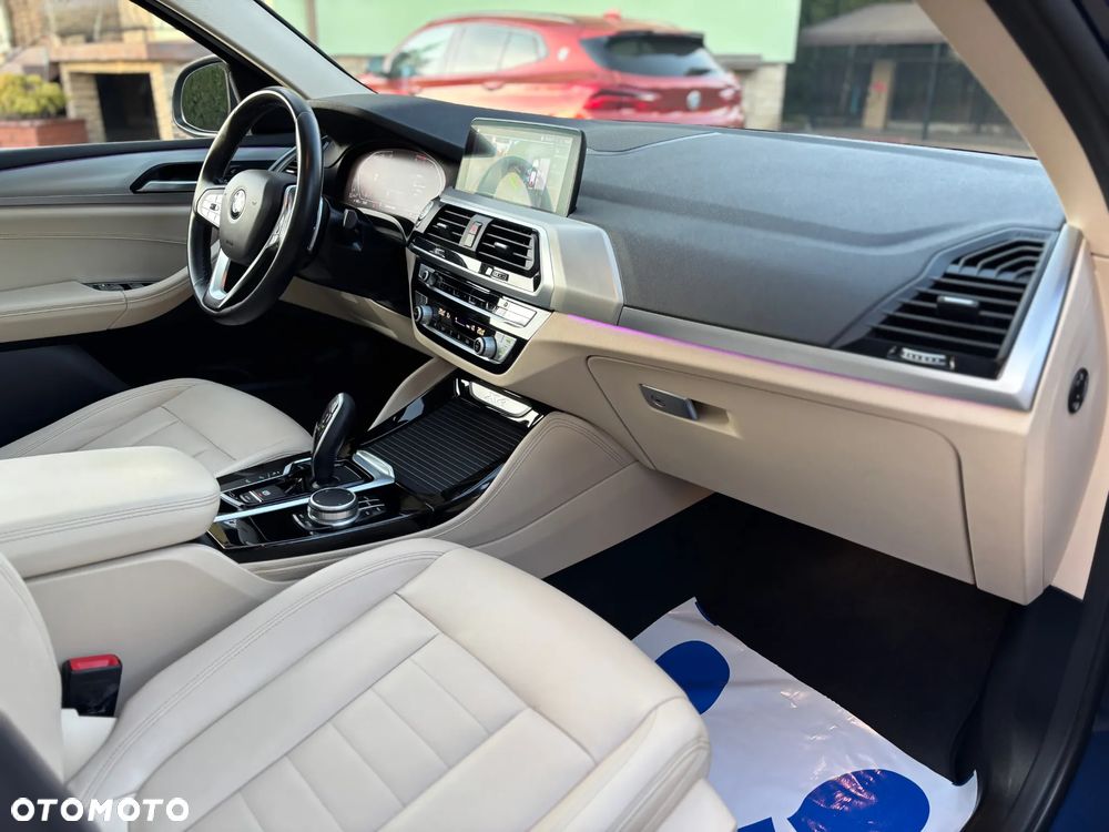 BMW X4 xDrive20d - 8