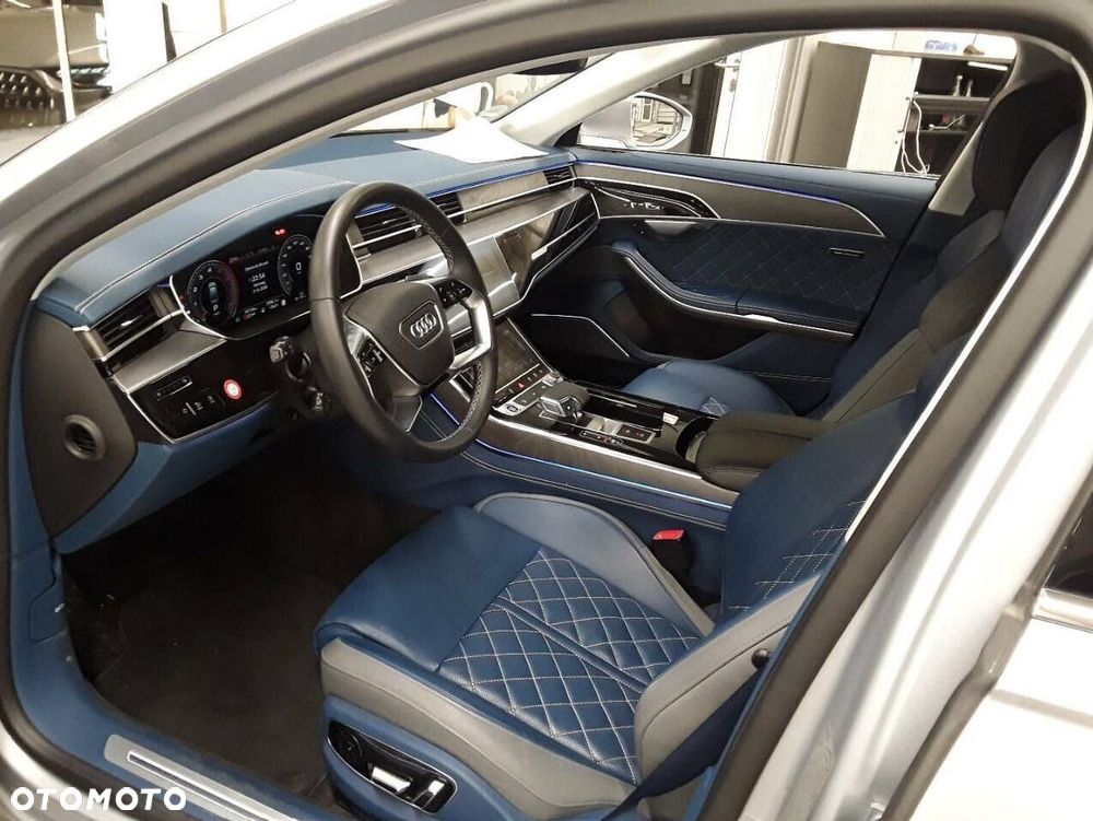 Audi A8 - 9