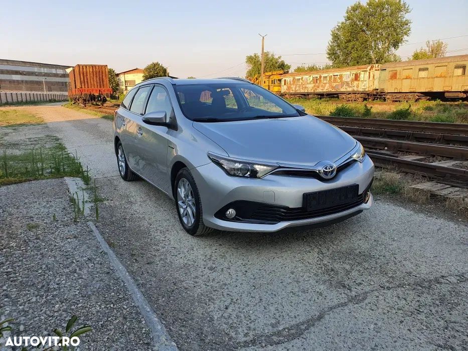 Toyota Auris 1.8 VVT-i Hybrid Automatik Comfort - 10
