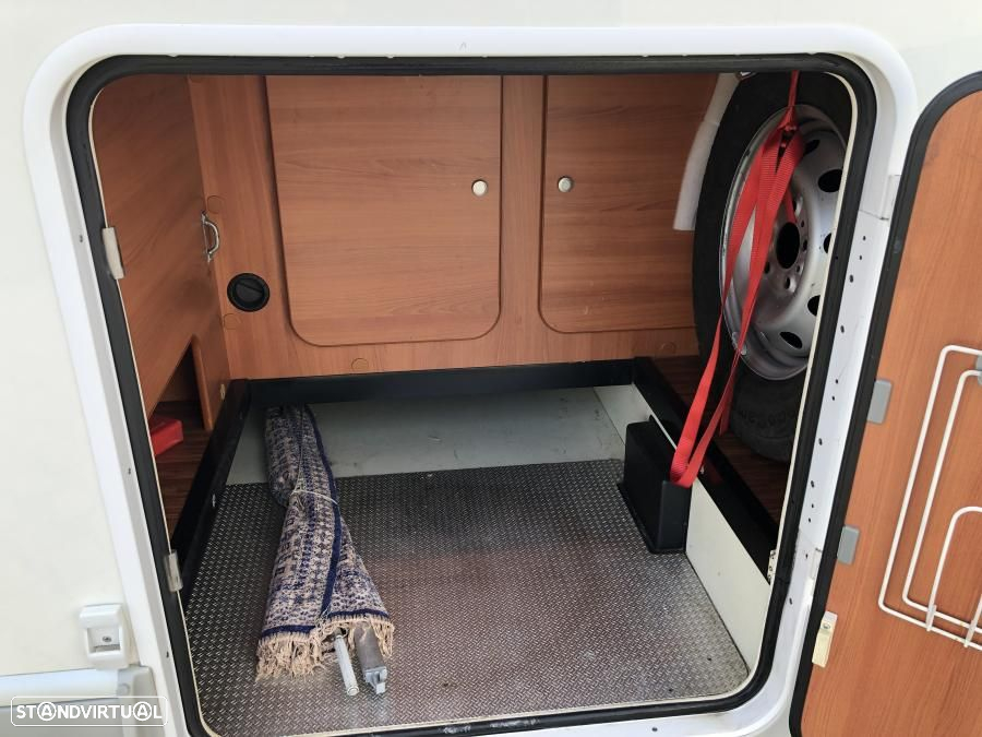 Laika Serie X X713r cama central - 37