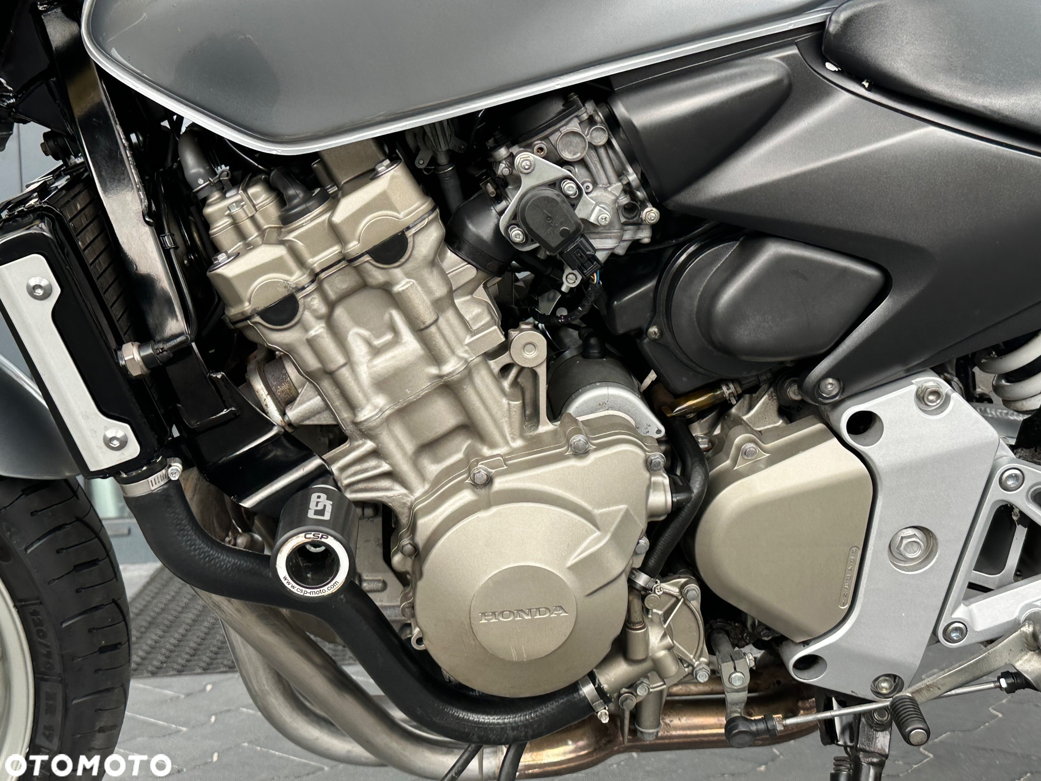 Honda Hornet - 34