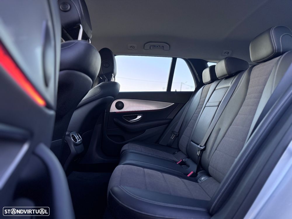 Mercedes-Benz E 300 de Avantgarde 4Matic - 10