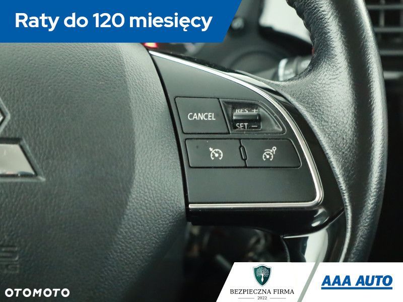 Mitsubishi Outlander - 15