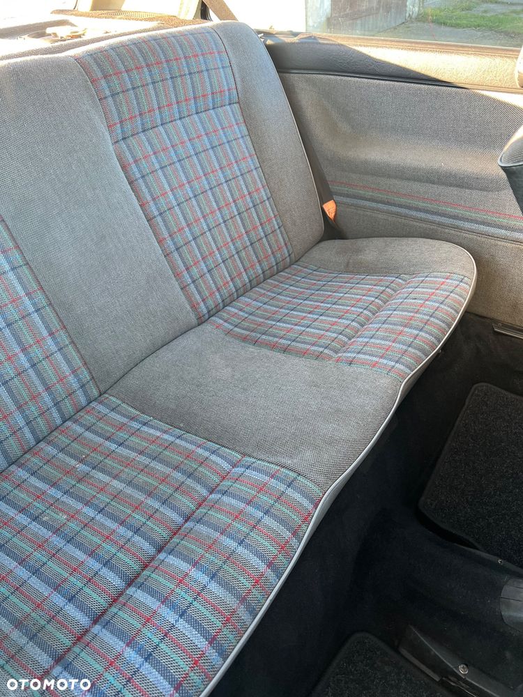Volkswagen Golf - 14