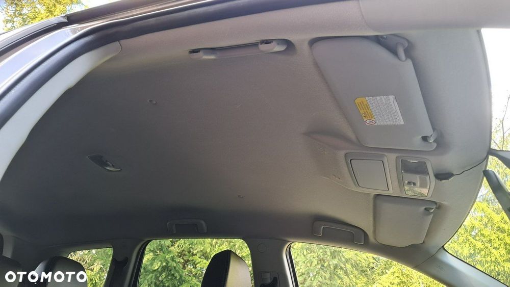 Mitsubishi Outlander - 29