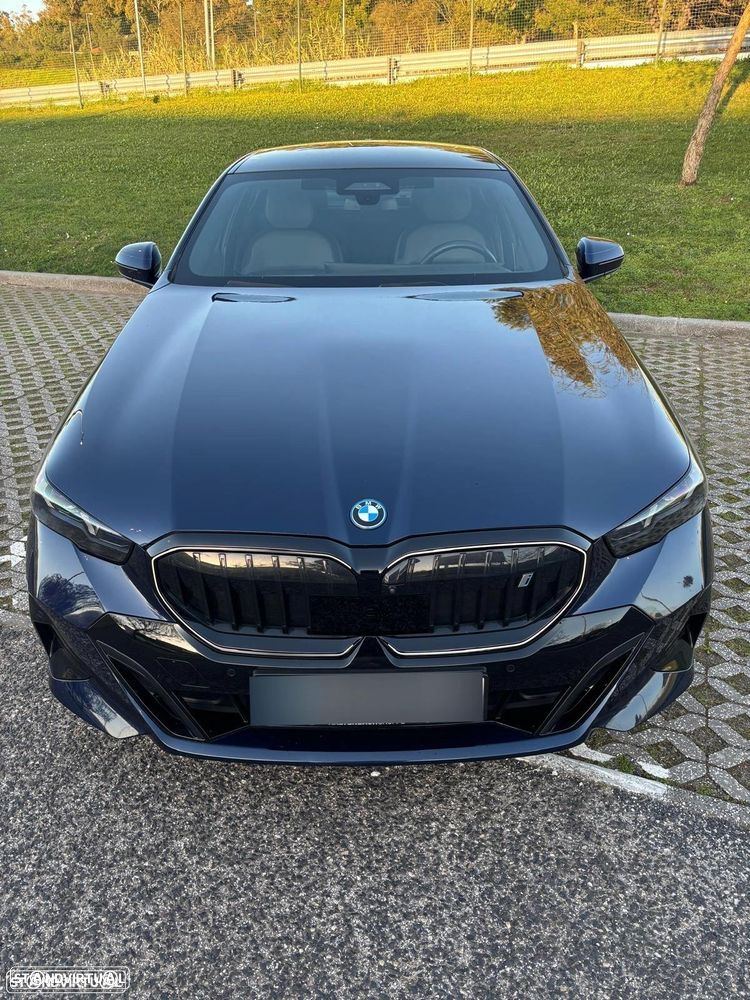 BMW i5 eDrive40 Pack Desportivo M - 2