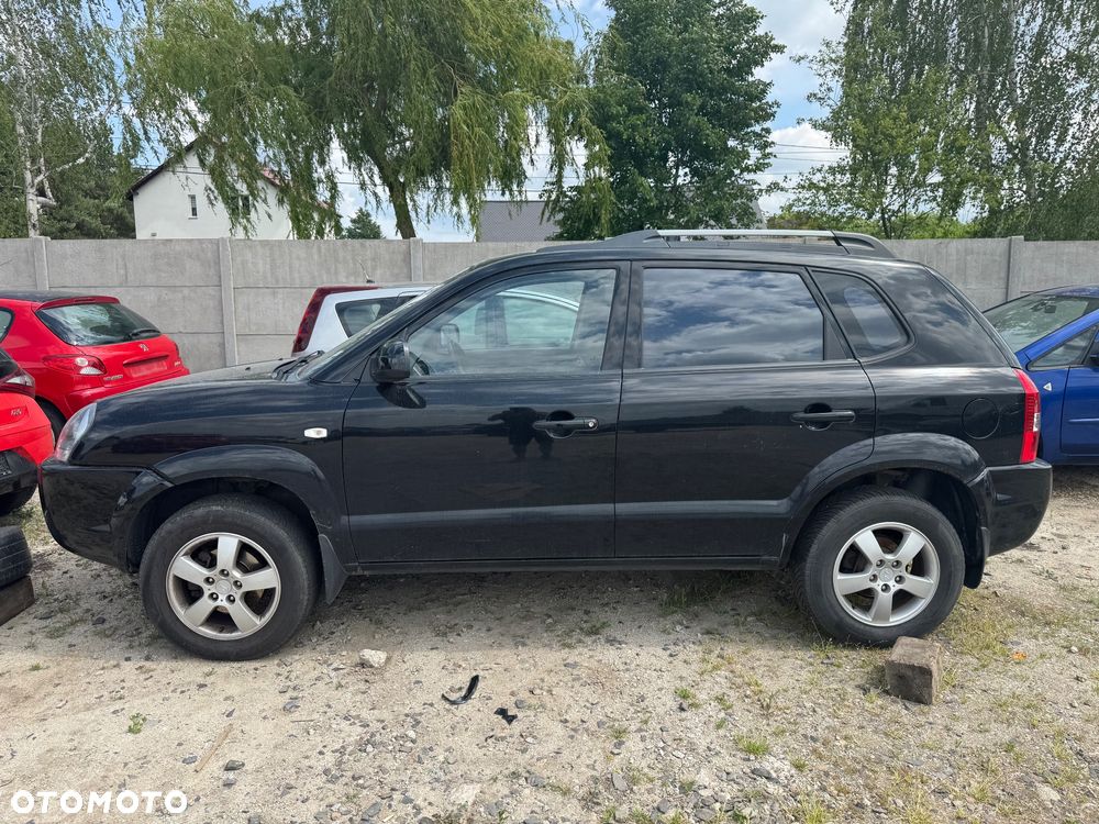 Hyundai Tucson 2.0 2WD GLS Style - 7