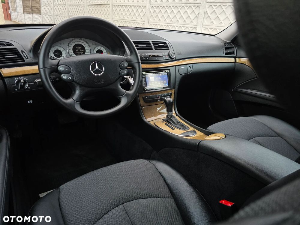 Mercedes-Benz Klasa E - 14