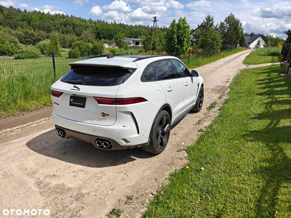 Jaguar F-Pace 5.0 V8 P550 AWD SVR - 8