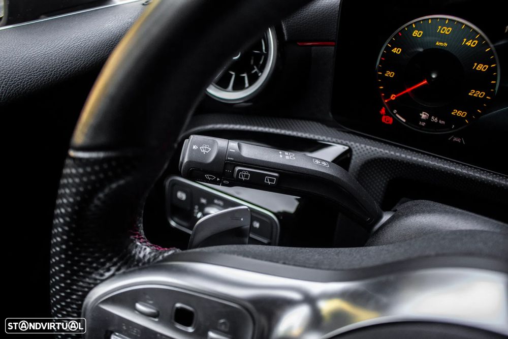 Mercedes-Benz A 250 e AMG Line - 16