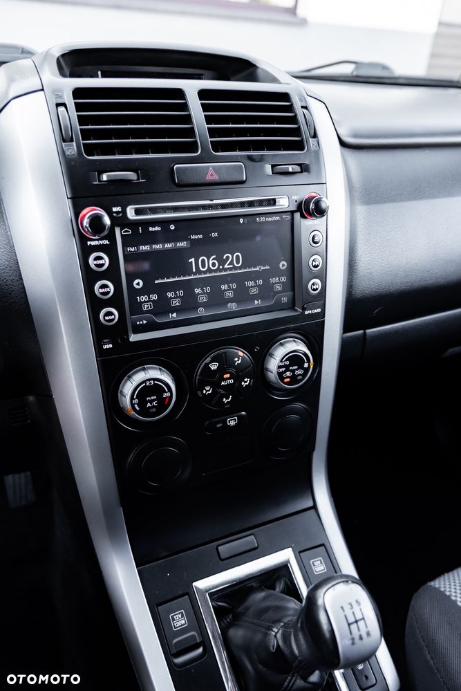 Suzuki Grand Vitara 1.6 Club - 26