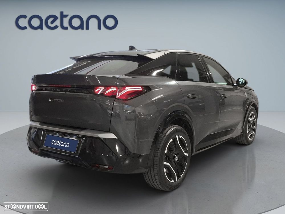 Peugeot E-3008 73 kWh GT - 8