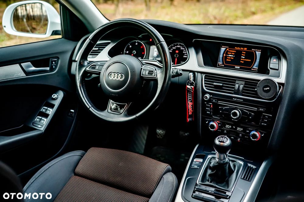 Audi A4 Allroad 2.0 TDI Quattro - 27