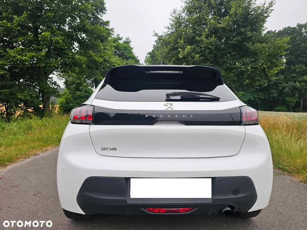 Peugeot 208 - 6