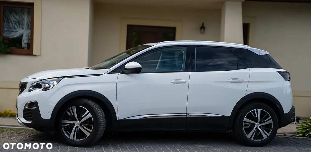 Peugeot 3008 1.2 PureTech Allure S&S - 6