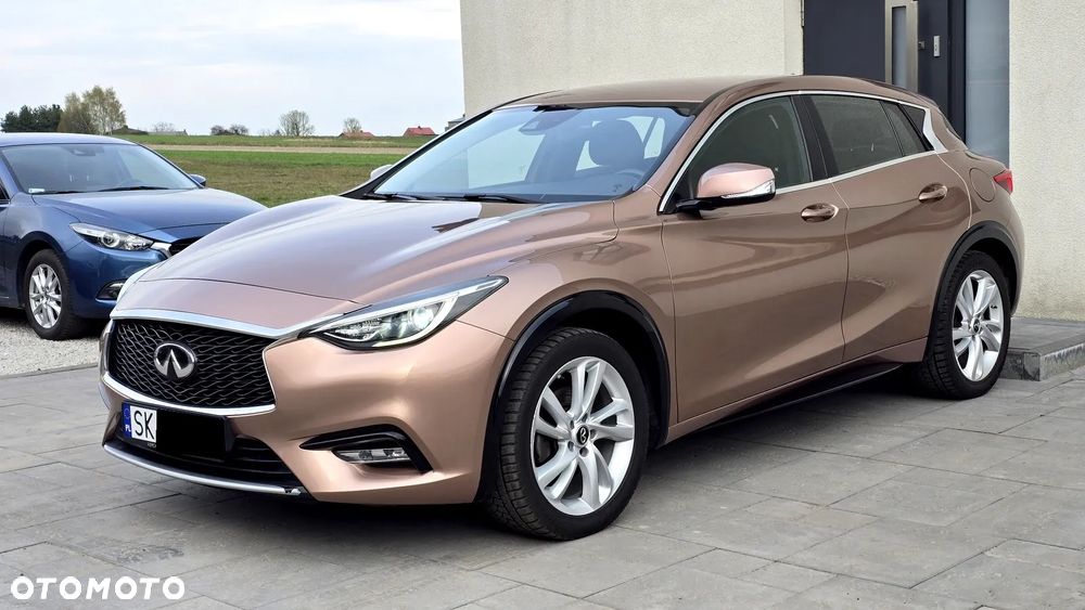 Infiniti Q30 1.6t Business Executive - 8