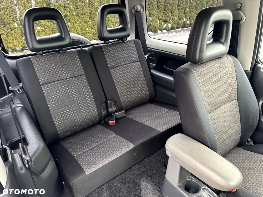 Suzuki Jimny - 11