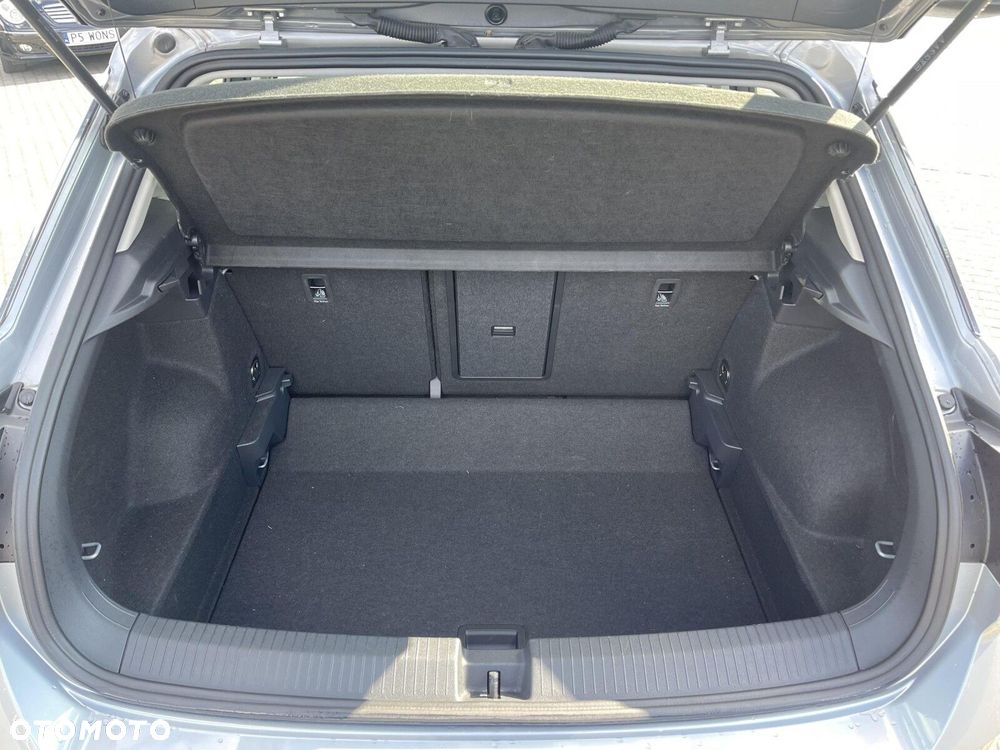 Volkswagen T-Roc - 19