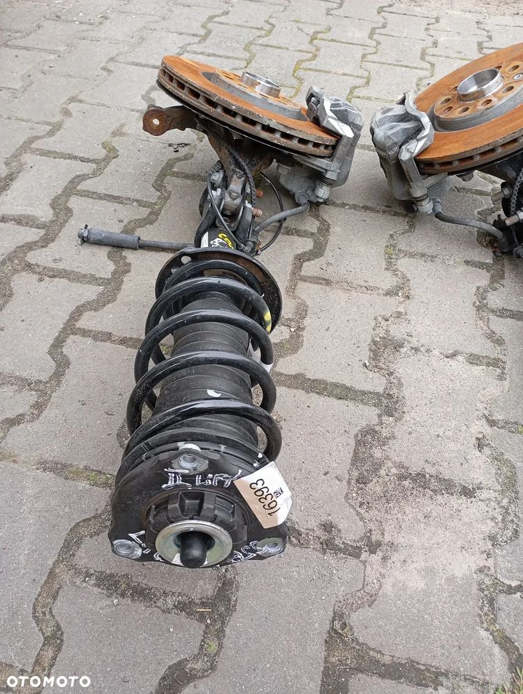 ZWROTNICA AMORTYZATOR MCPHERSON PRAWY JEEP COMPASS II LIFT - 9