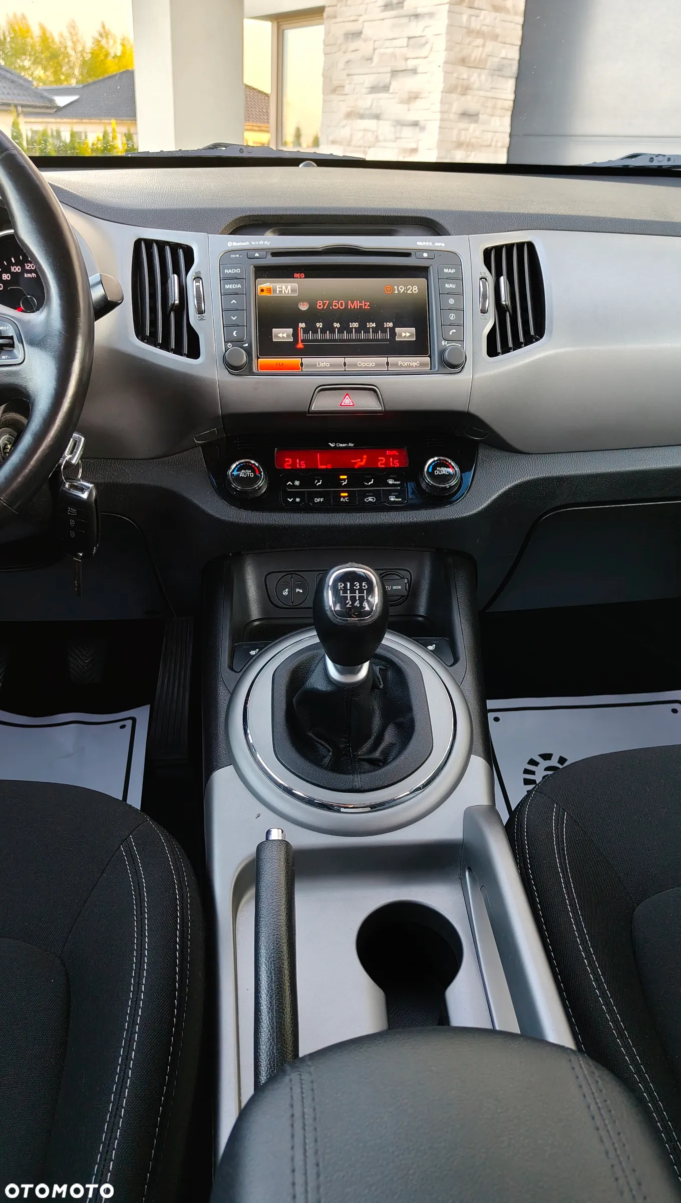 Kia Sportage 1.6 GDI Business Line 2WD - 24