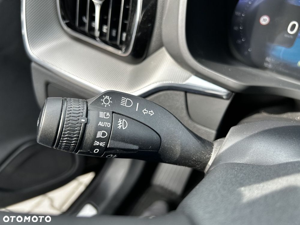 Volvo XC 60 - 24