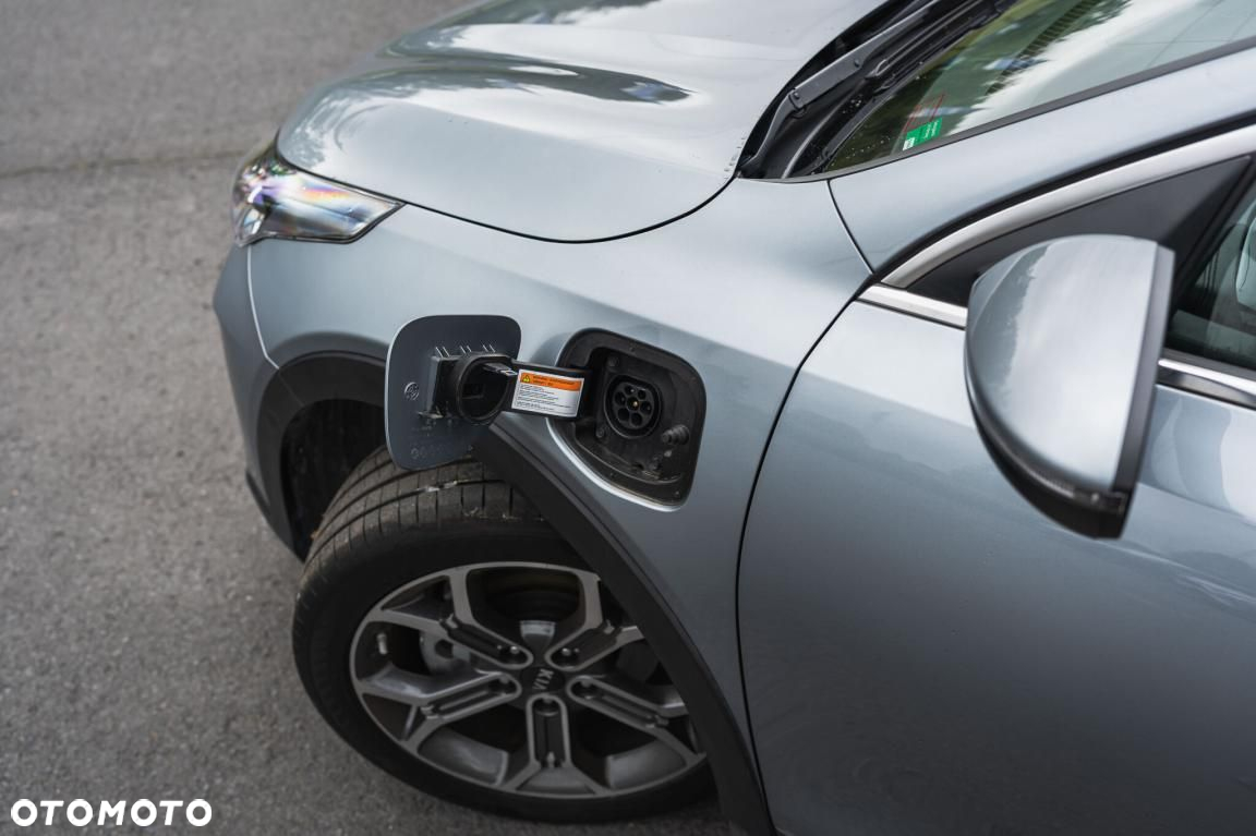 Kia XCeed - 12