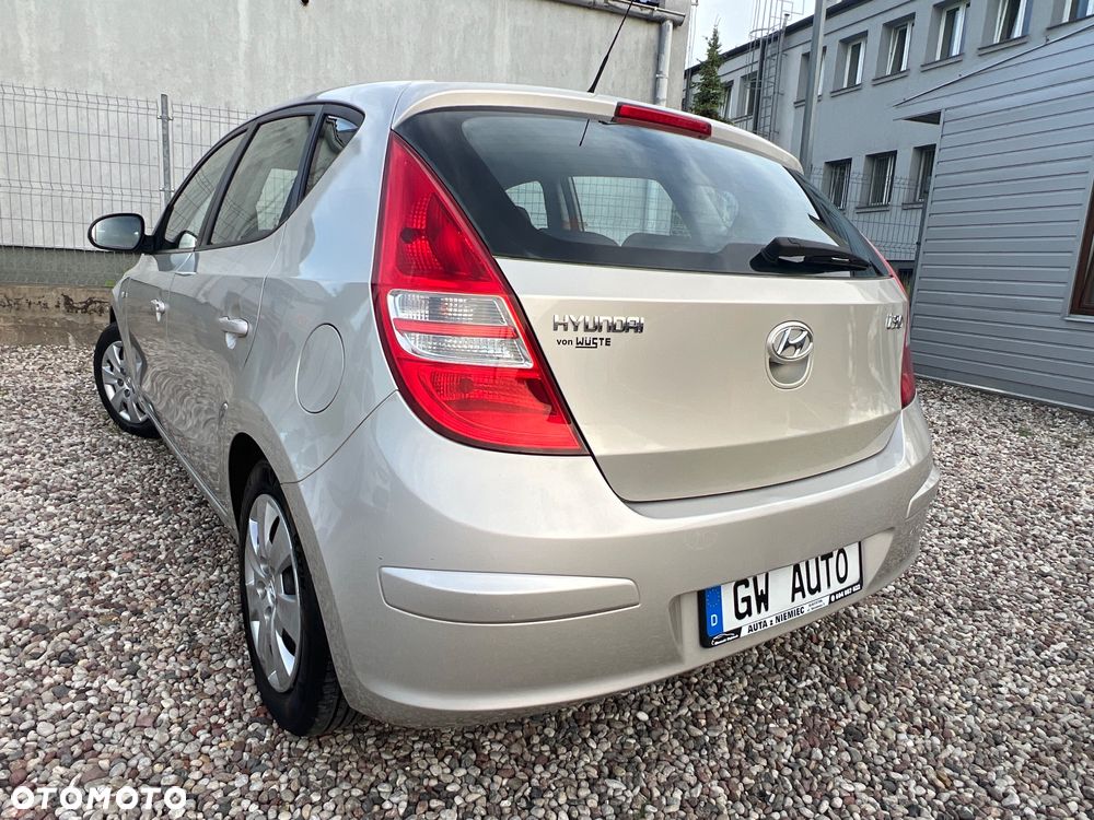 Hyundai i30 1.4 Edition Plus - 10