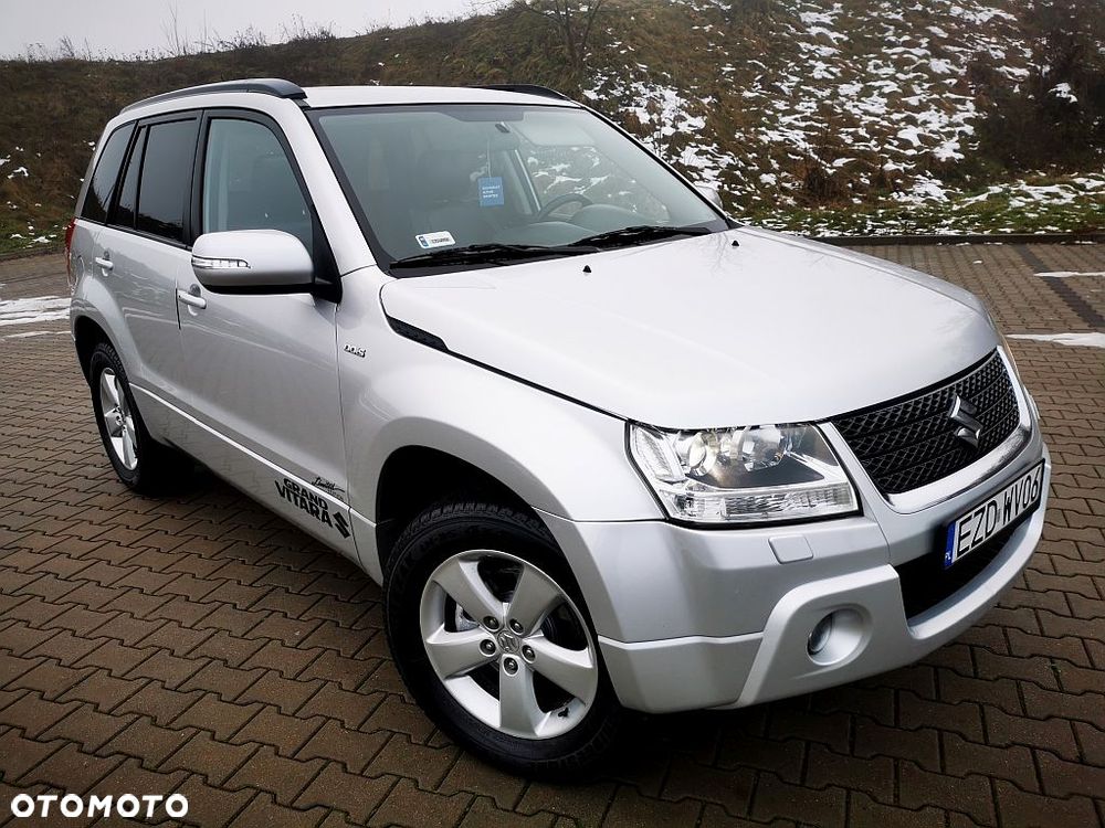 Suzuki Grand Vitara 1.9 DDiS De luxe - 35