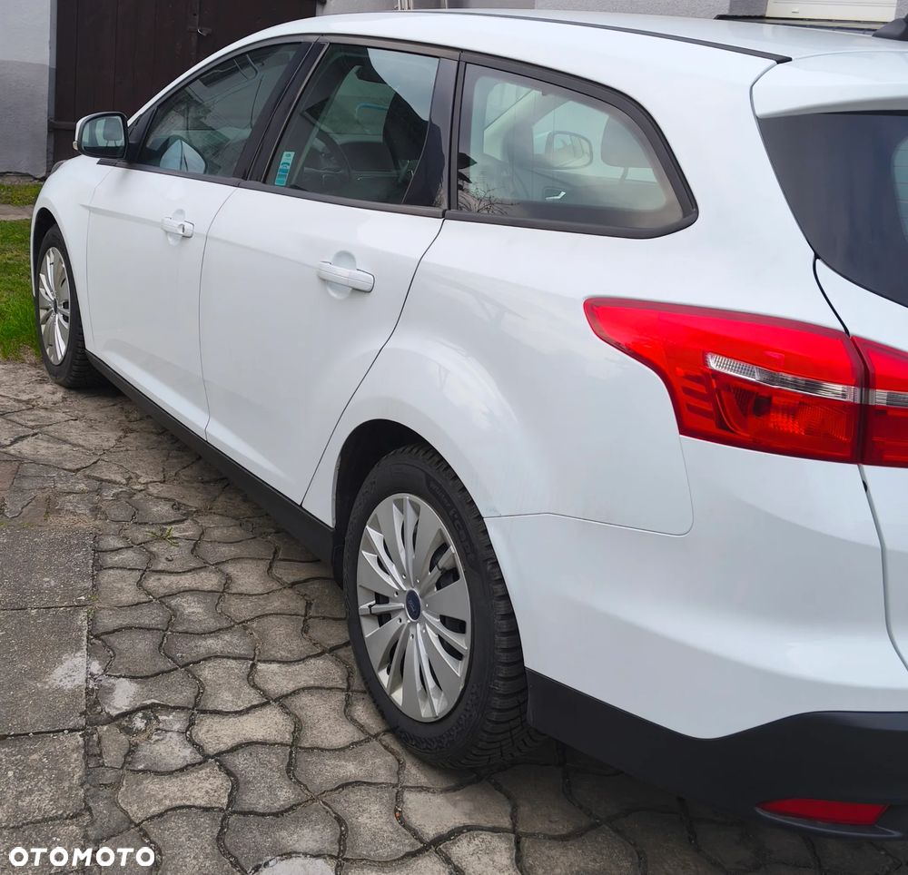 Ford Focus 1.5 TDCi Trend - 13