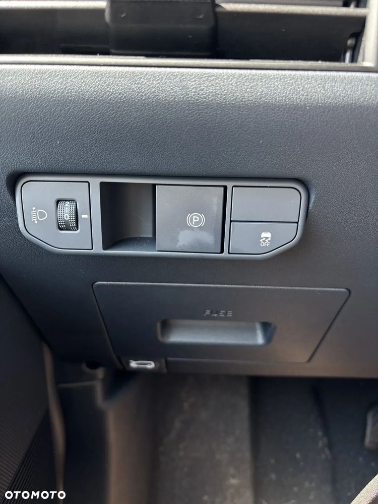 Kia PV5 - 24