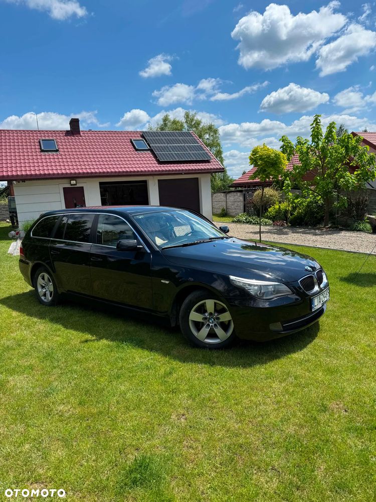 BMW Seria 5 523i - 2