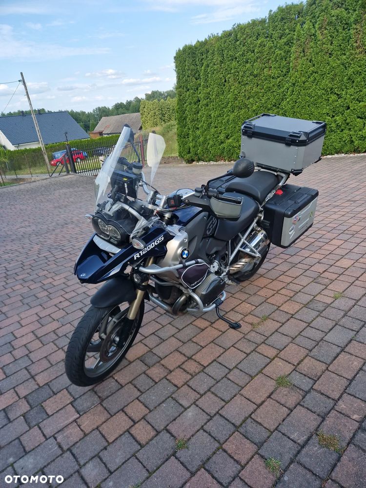 BMW R - 1