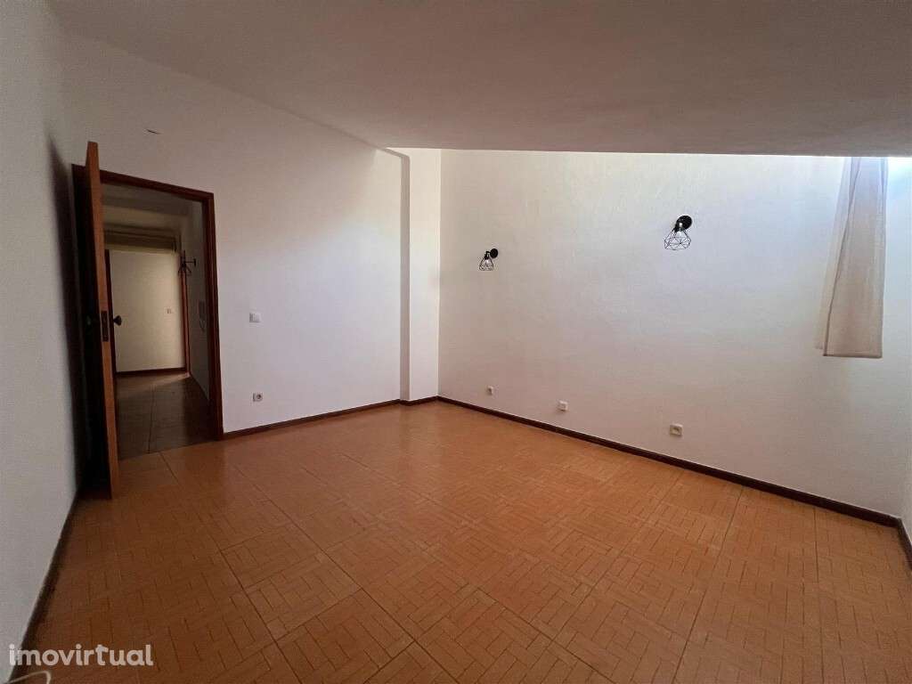 Apartamento T1, São Martinho do Bispo - Grande imagem: 3/6