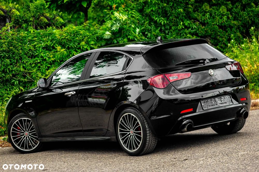 Alfa Romeo Giulietta 1.8 TBi 16V Quadrifoglio Verde - 11