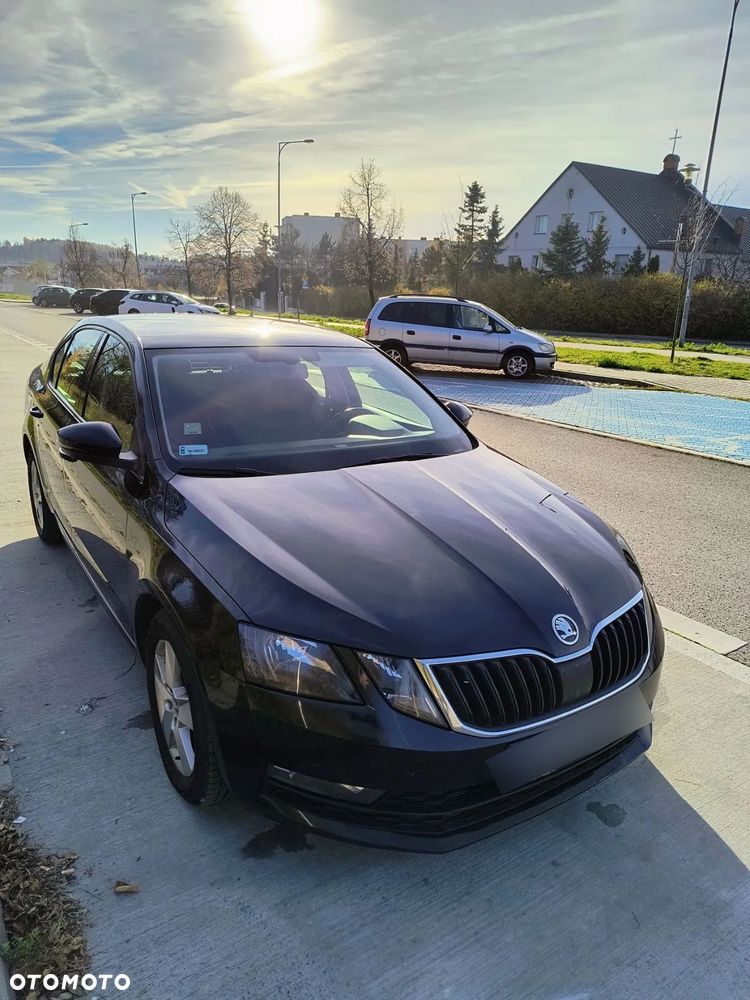 Skoda Octavia 2.0 TDI Ambition DSG - 4