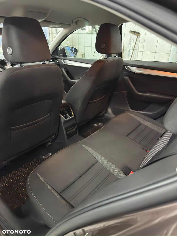 Skoda Octavia 1.4 TSI Ambition - 7