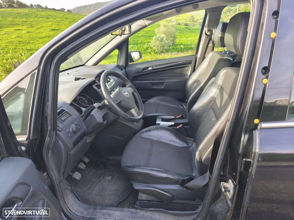 Opel Zafira 1.9 CDTI Cosmo - 9