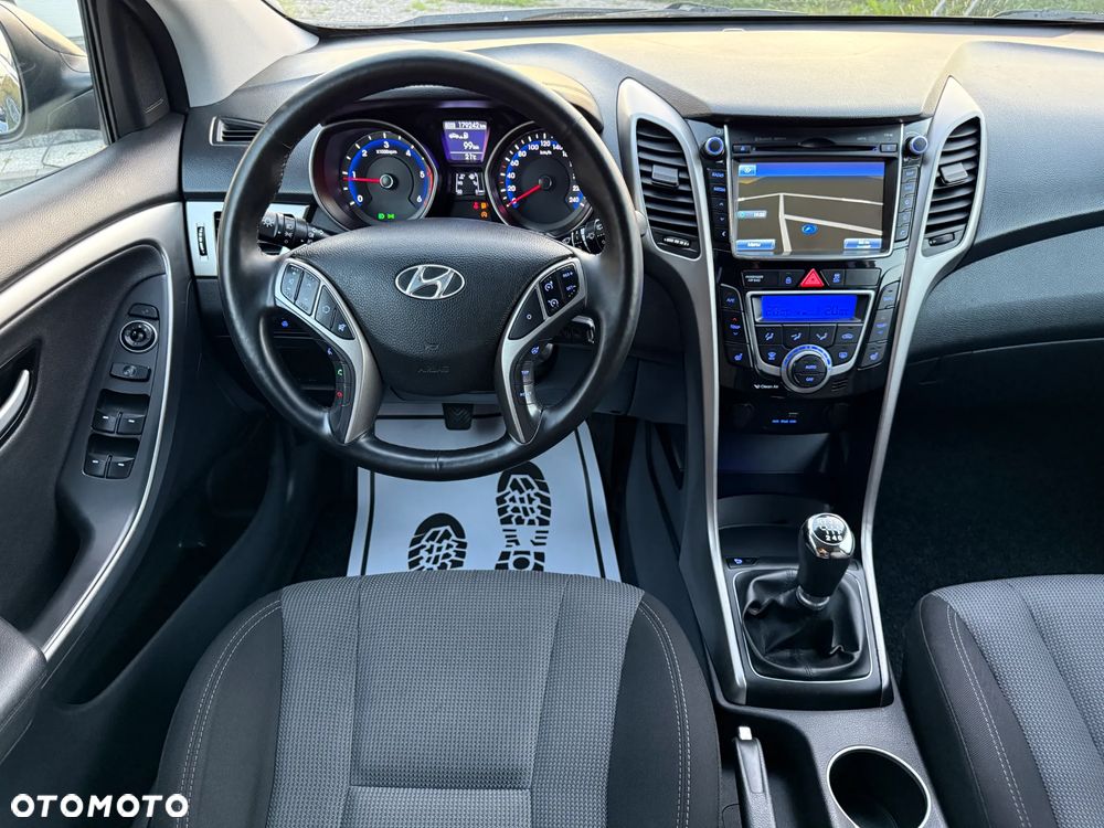 Hyundai i30 - 29