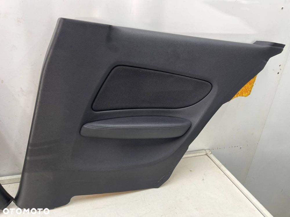 Tapicerka BMW E81 3Drzwi E82 Coupe M-pakiet 04-11r. lewy prawy tylny boczek tył KOMPLET - 8