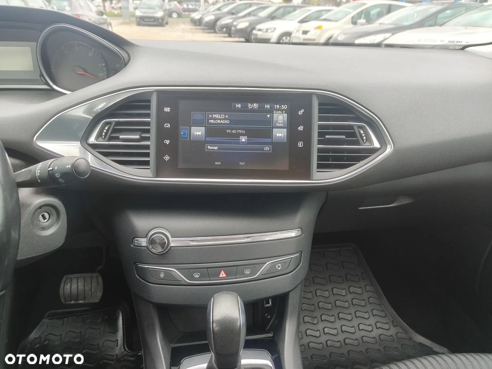 Peugeot 308 - 23