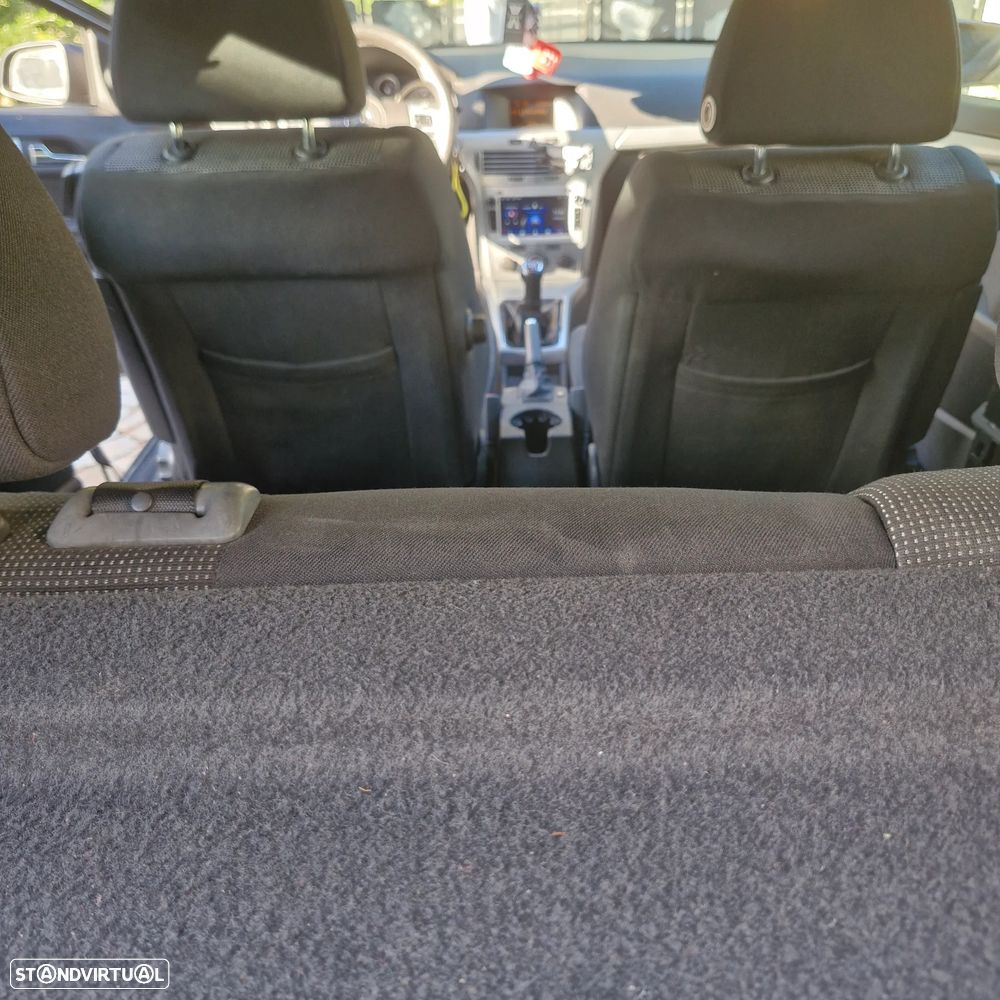 Opel Astra GTC 1.7 CDTI - 14