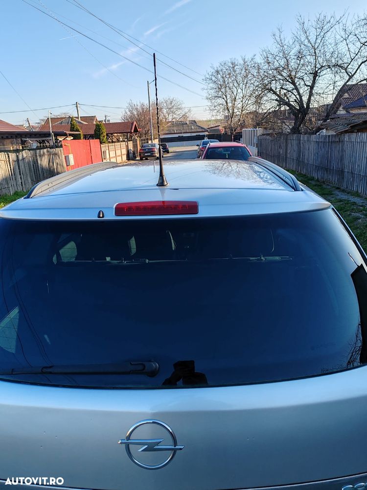 Opel Astra 1.7 CDTI - 8