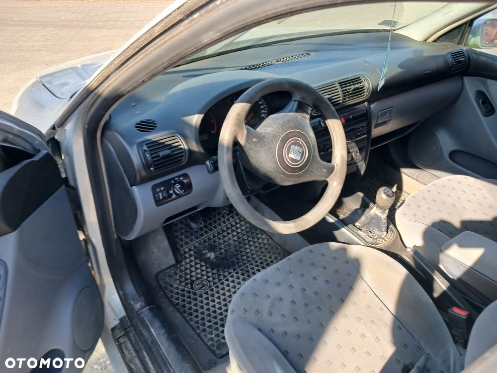 SEAT LEON TOLEDO 1.9 TDI LAK. LP31 CAŁA NA CZĘŚCI CZESCI - 4