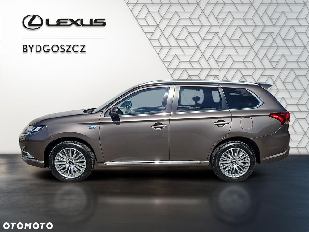 Mitsubishi Outlander - 6