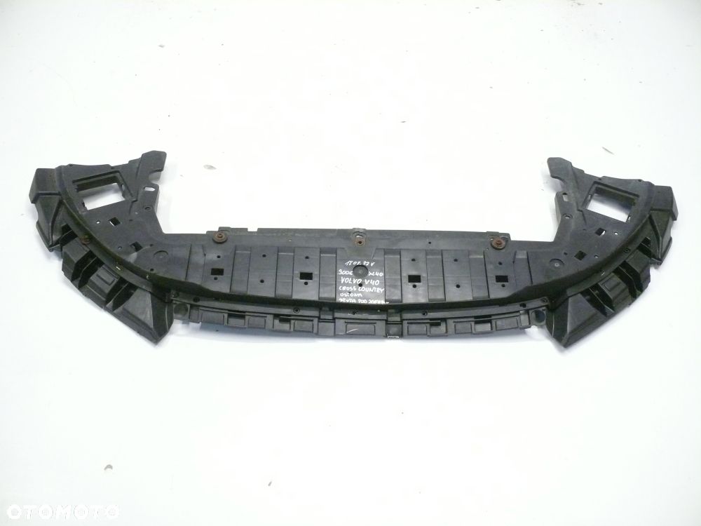 PŁYTA POD ZDERZAK PRZEDNI VOLVO V40 XC40 CROSS COUNTRY - 1